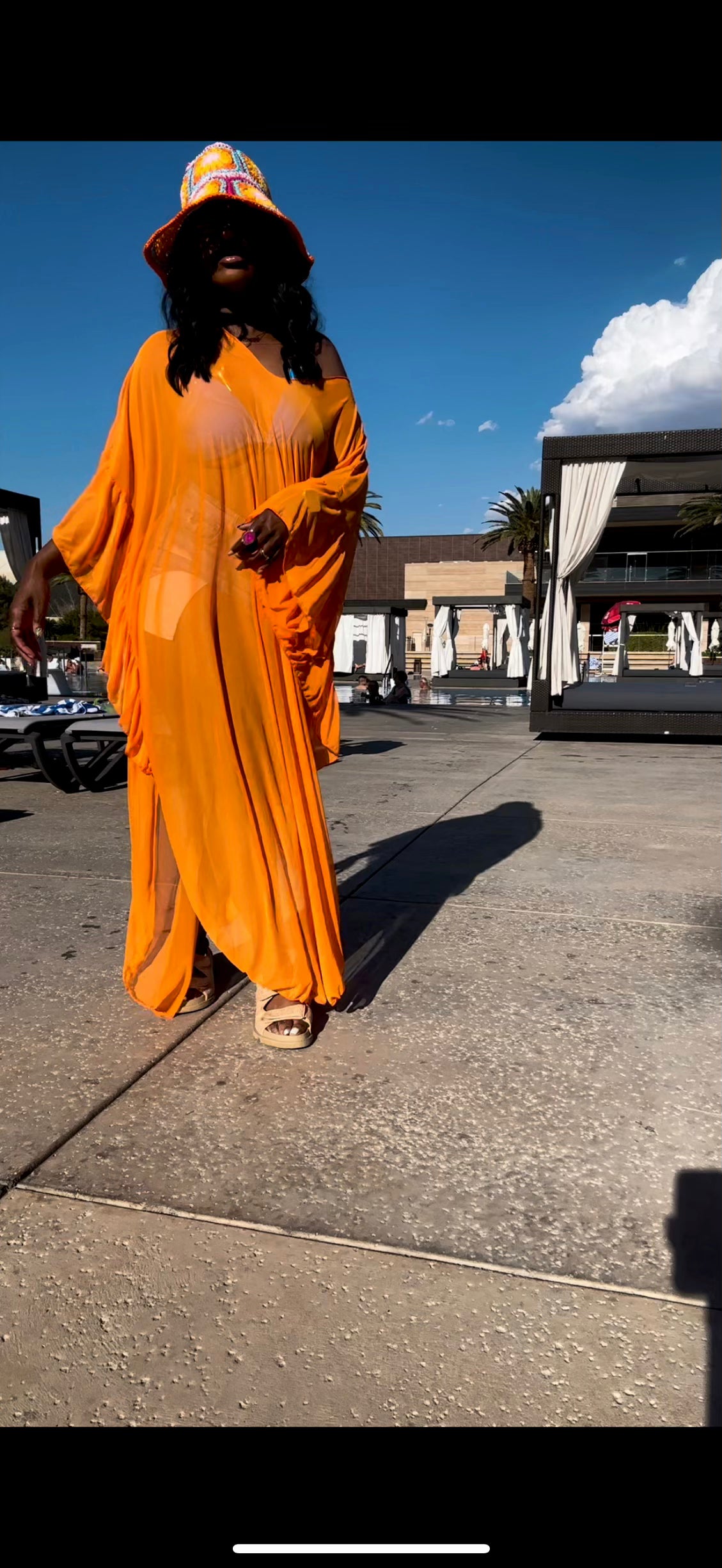 NEON FINE “ORANGECELLO”