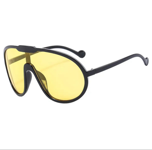 MELLOW YELLOW OVERSIZED SUNNIES