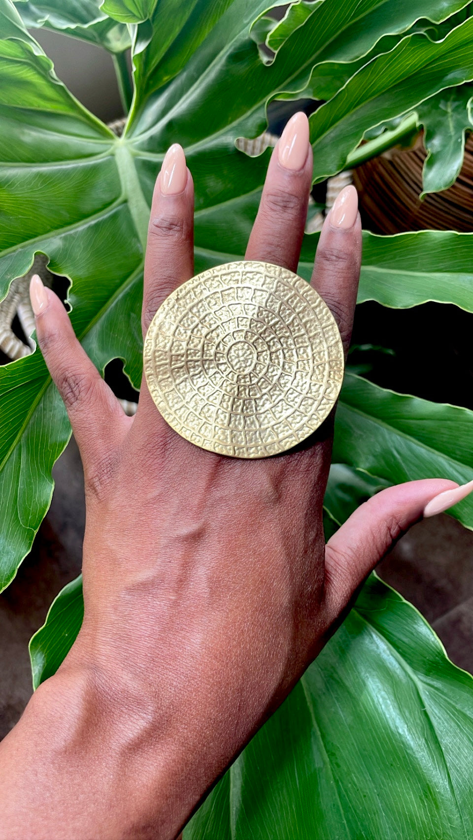 LIONESS STATEMENT RING